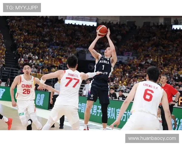 北京篮球队在世界杯预选赛中以80分稳居积分榜首位展现强劲实力